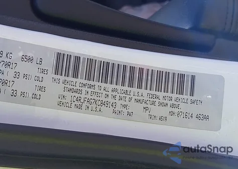 2019 Jeep Grand Cherokee Laredo E 4X4 from USA, damaged, VIN 1C4RJFAG7KC849143